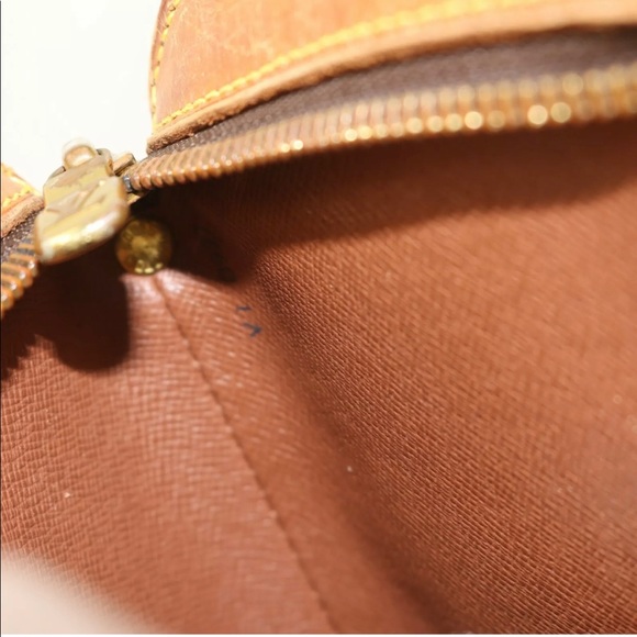 ❌Sold❌Authentic Louis Vuitton Drouot Crossbody Bag - Picture 8 of 10